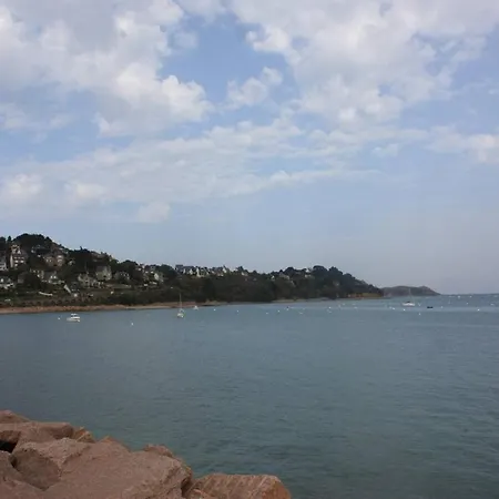 Chambre Vue Mer Dans Maison, Perros-Guirec-2